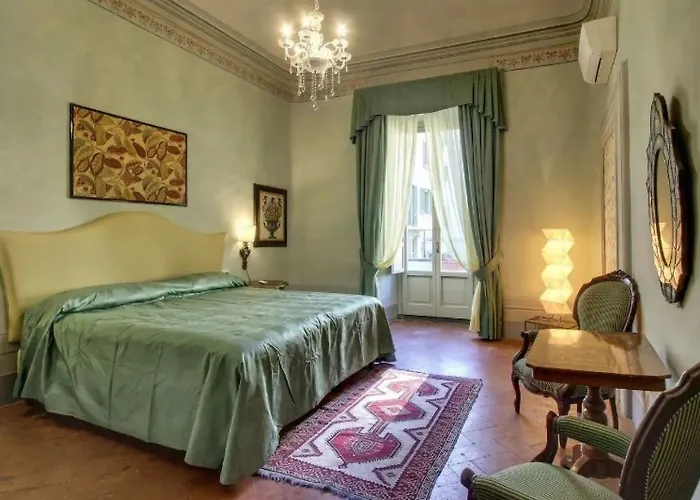 Salvemini Elegant Close To Piazza Santa Croce Apartament Florencja