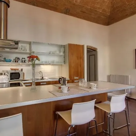 Salvemini Elegant Close To Piazza Santa Croce דירה