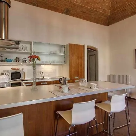 Salvemini Elegant Close To Piazza Santa Croce Florence
