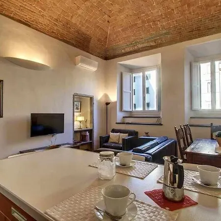 Salvemini Elegant Close To Piazza Santa Croce * Florence