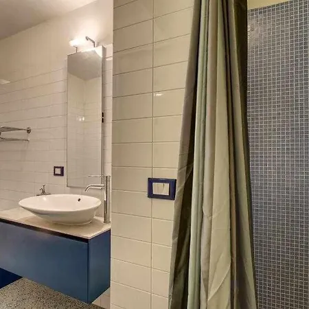 Apartment Salvemini Elegant Close To Piazza Santa Croce