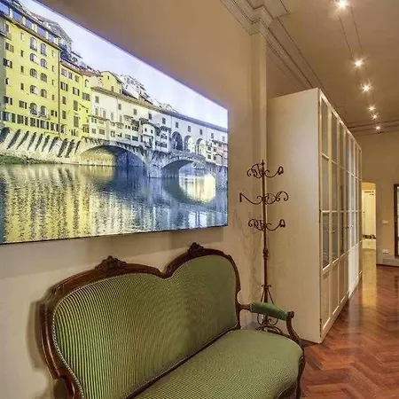 Salvemini Elegant Close To Piazza Santa Croce Apartment Florence