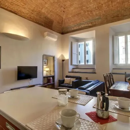 Salvemini Elegant Close To Piazza Santa Croce * Florence